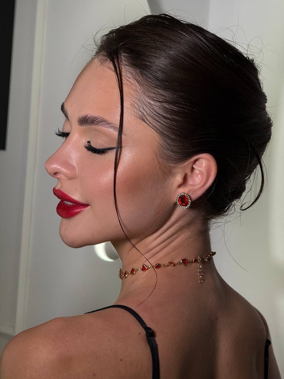 Makijaż dzienny, wieczorowy i ślubny – zdjęcie 2