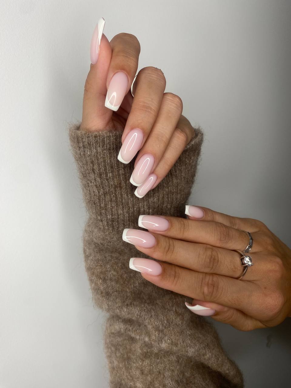 Manicure żelowy – zdjęcie 1