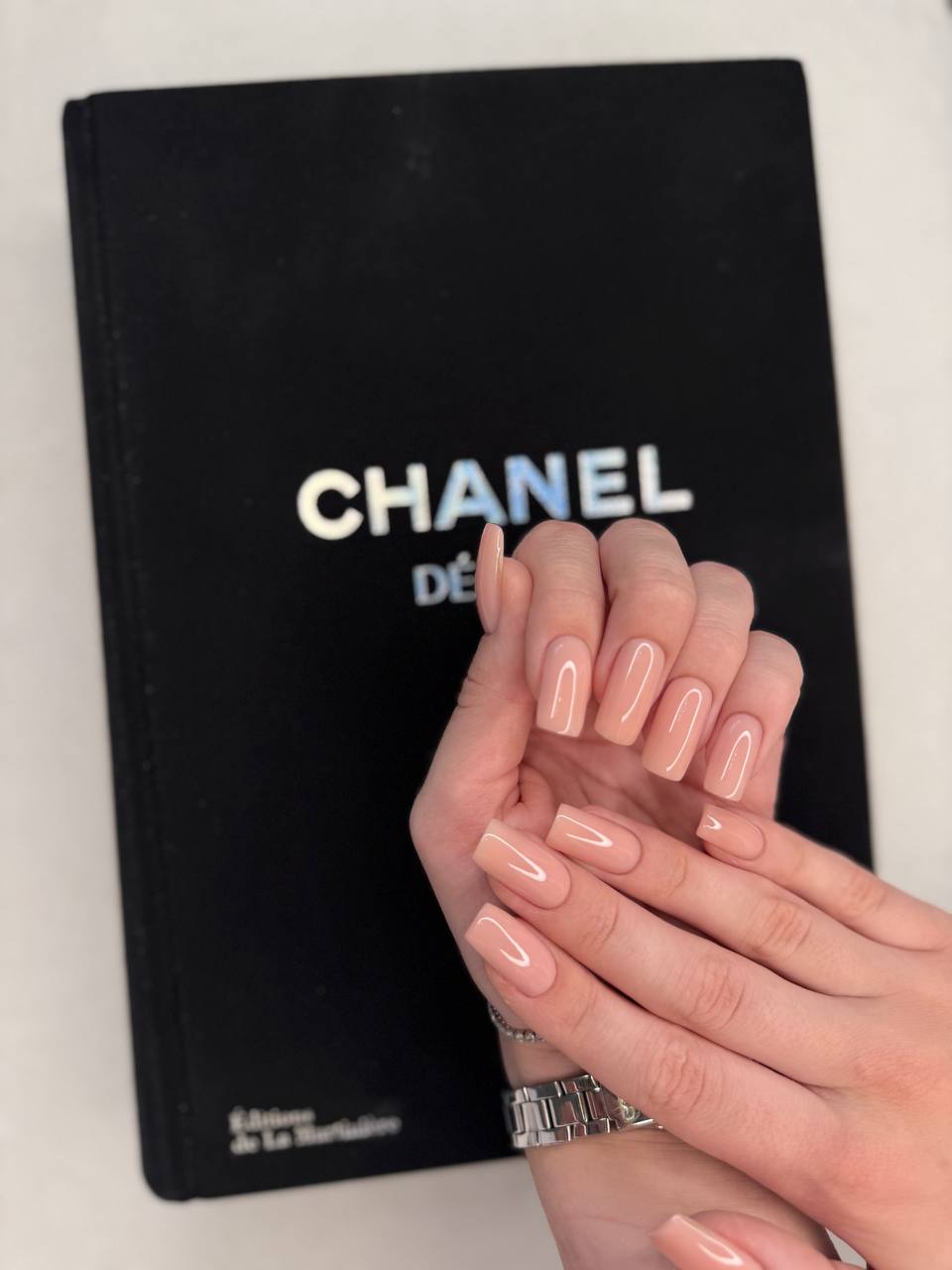 Manicure żelowy – zdjęcie 3